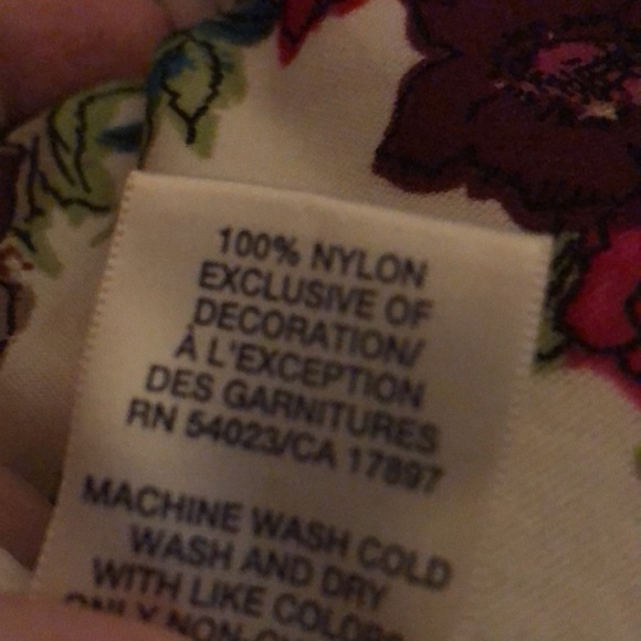 Old Navy double layer floral stretch top XS - Picture 9 of 9